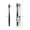 Un set de deux brosses à dents antibactériennes noires présentées dans leur emballage.